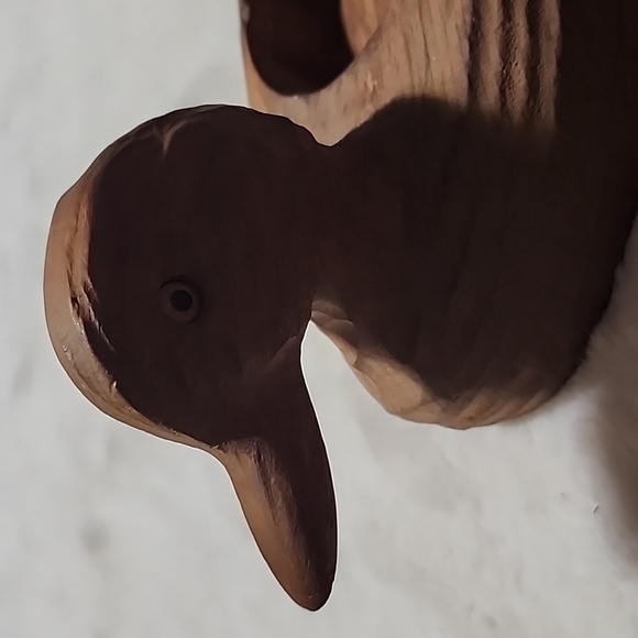 LAITY WOOD CARVERS LANCASTER,  PA WOODEN  CARVED  DUCK. - Picture 5 of 7